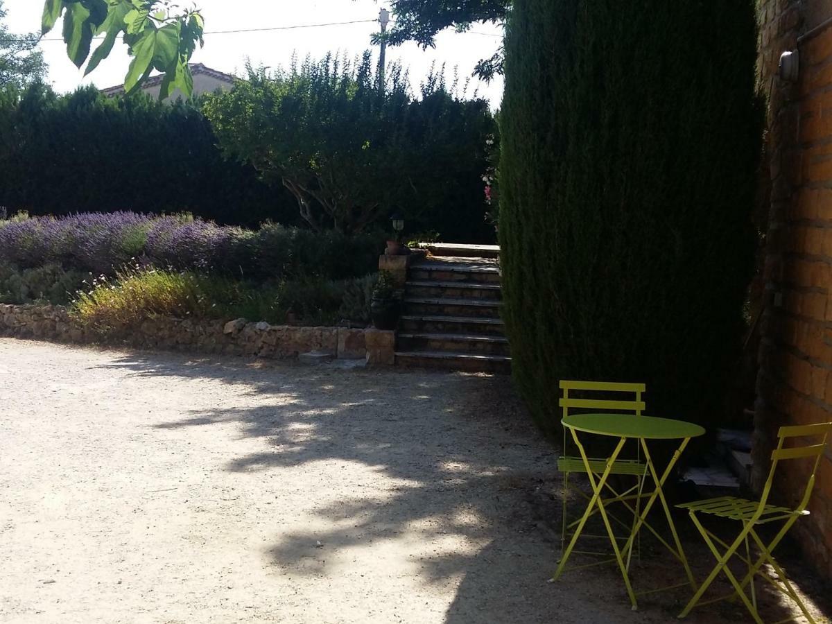 Apartament Les Oliviers Carpentras Zewnętrze zdjęcie